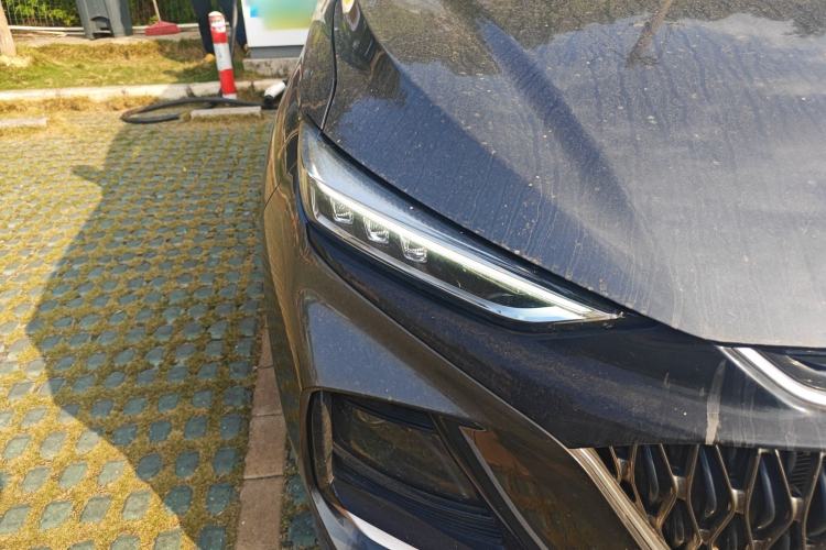 Used CHANGAN OSHAN X7 PLUS 2022 1.5T Blue Whale Edition Automatic Prestige Version Right Front Headlight