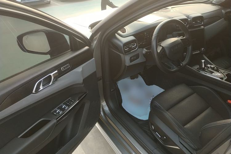 Used Lynk & Co 02 Hatchback 2022 2.0TD Pro
