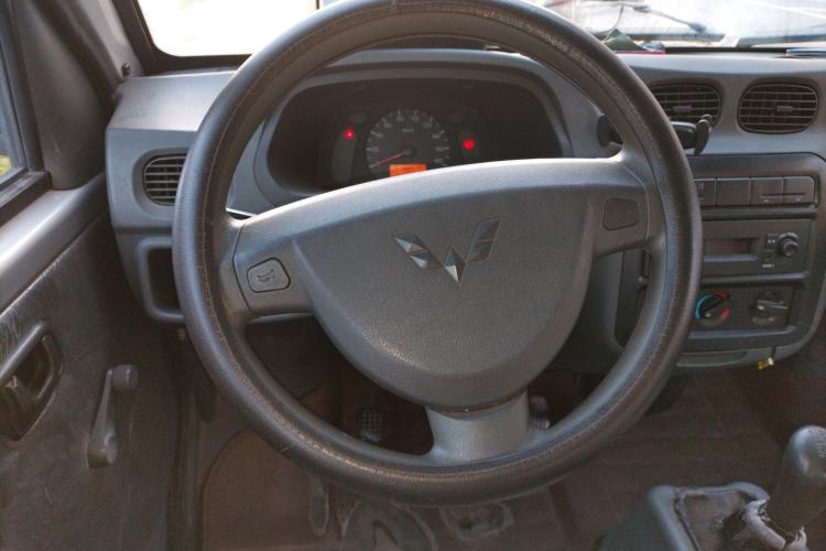 Used Wuling Zhiguang 2013 1.0L Practical Version