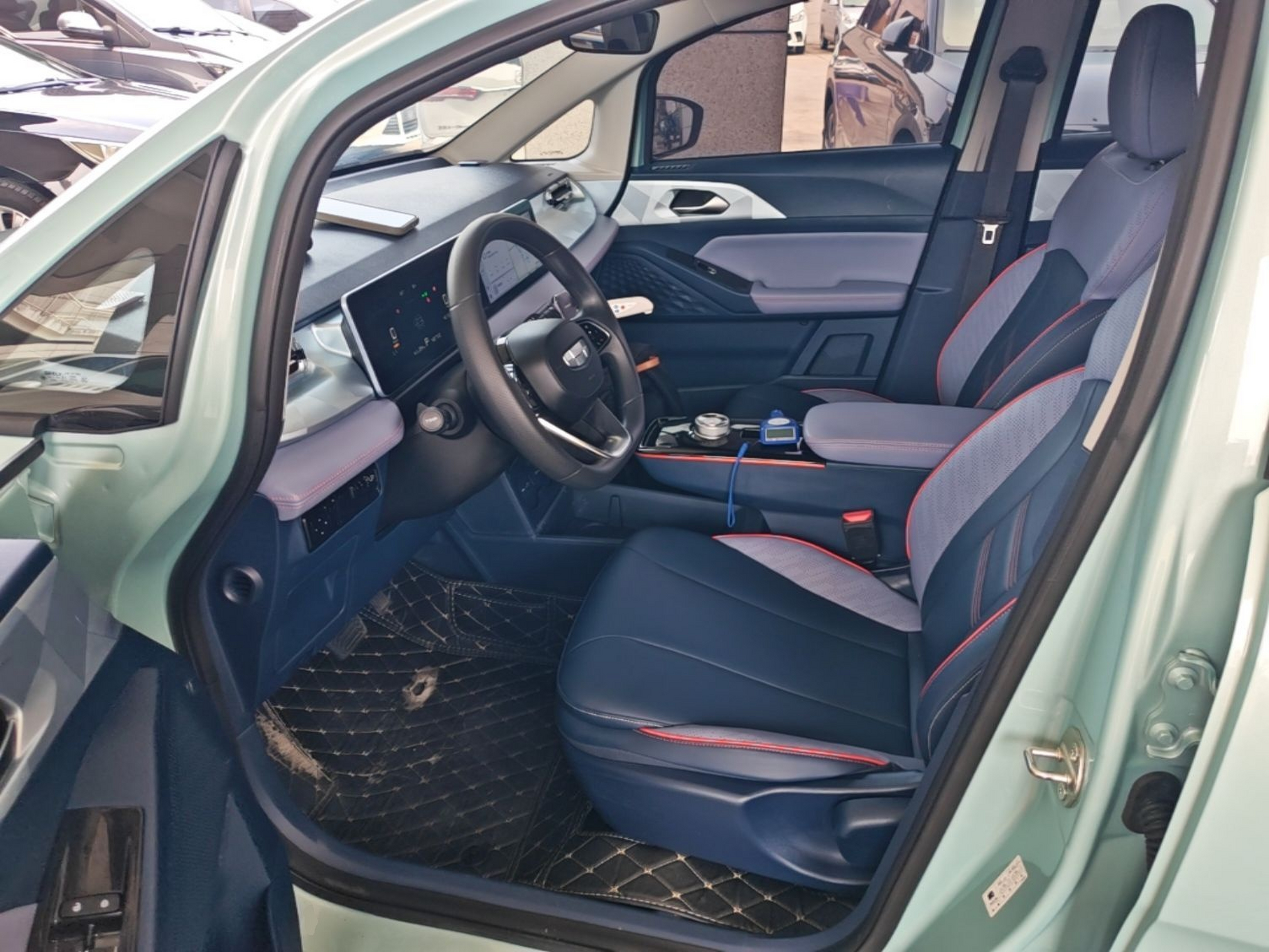 Interior delantero