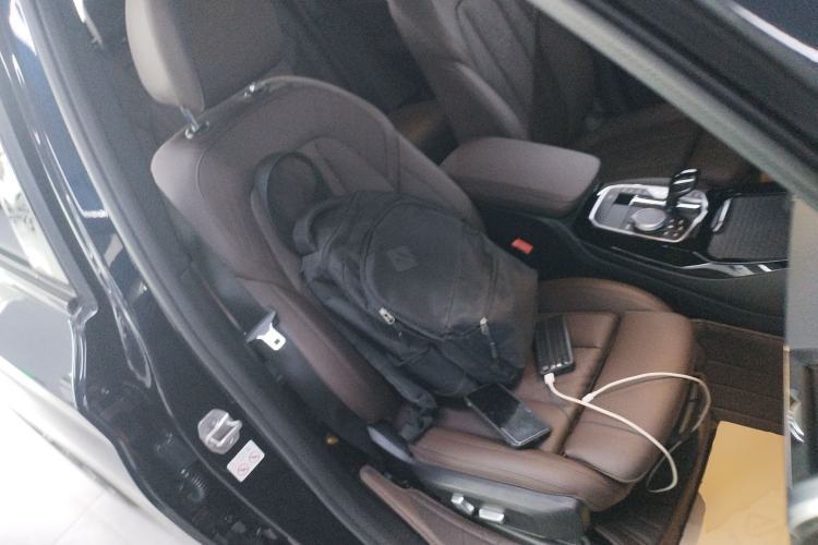 Used BMW X3 2022 xDrive30i Luxury Edition M Night Sky Package Right Front Seat