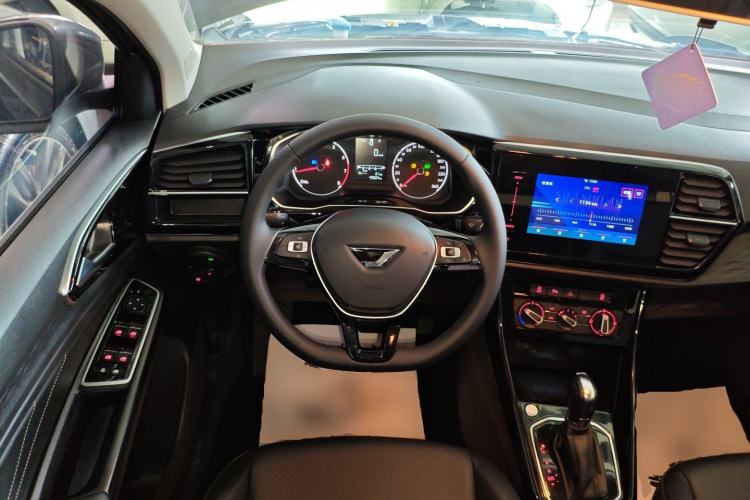 Used Jetta VS5 2022 280TSI Automatic Enjoyment Pro Trim Steering Wheel