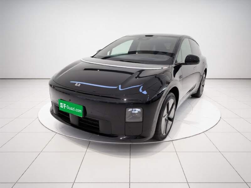 Used Li Auto i6 2025 Model Two-Wheel-Drive Standard Type — 1