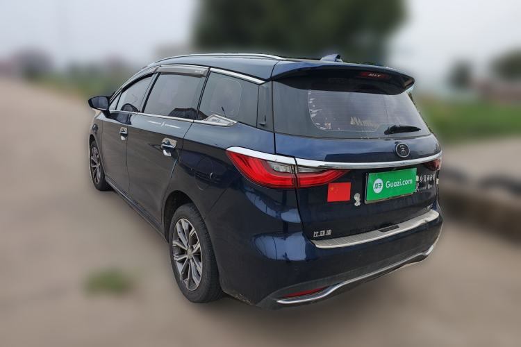 Used BYD Song MAX 2019 1.5T Automatic Smart Connect Ruiyi Sunroof Model 7 Seats China VI Standard
