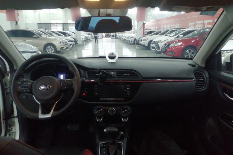 Used Kia KX Cross 2017 1.4L AT GLS
