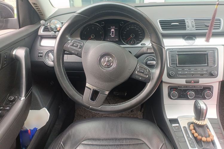 Used Volkswagen Magotan 2013 1.8TSI Premier Model Steering Wheel