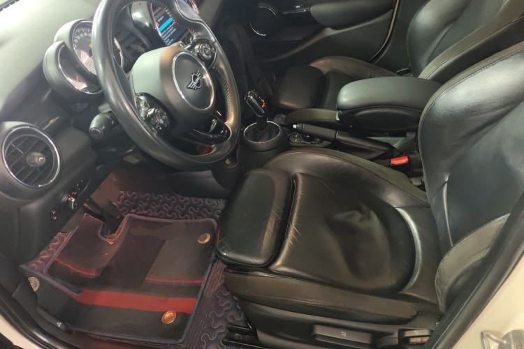 Used MINI MINI 2019 1.5T COOPER Artist Five-Door Edition