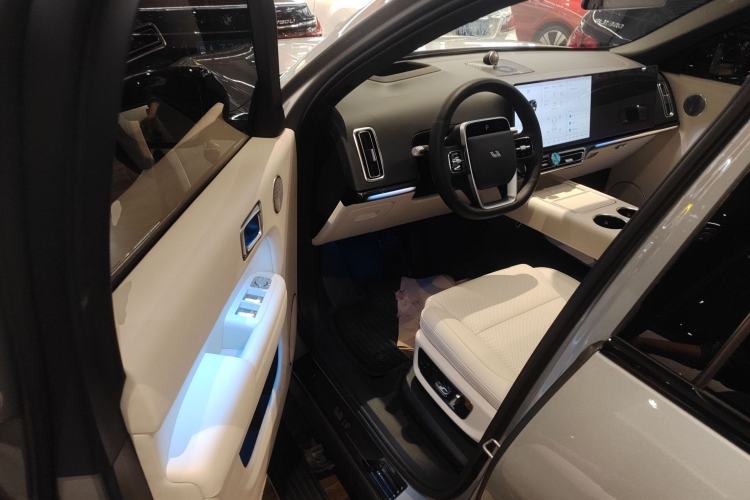 Used Li Auto L9 2022 Max model