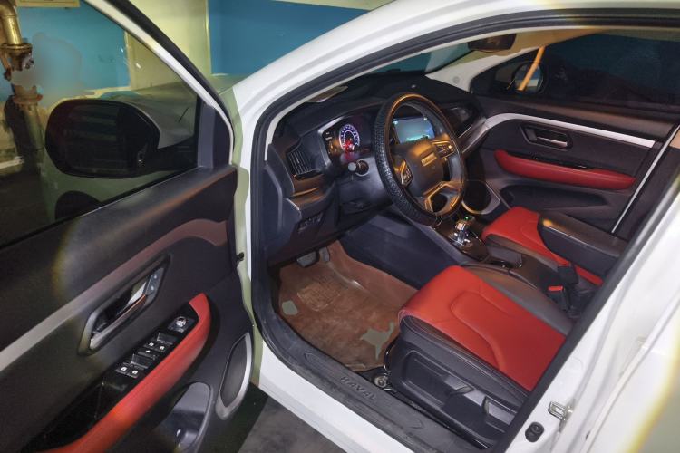 Used Haval H2s 2017 Red-Label 1.5T Dual-Clutch Elite Model Driver Seat