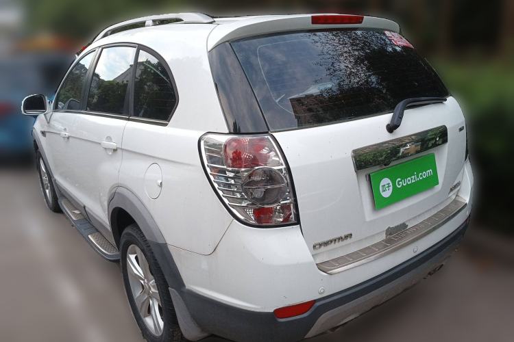 Used Chevrolet Captiva 2012 2.4L 4x4 Flagship Edition 7 Seats