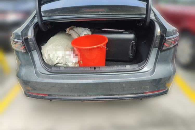 Used Chery Fengyun A8L 2025 1.5 TGDI 145 km Luxury Version Trunk