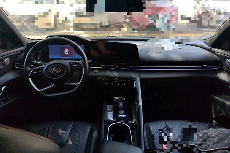 Used Hyundai Elantra 2022 1.5L CVT 20th Anniversary Edition
