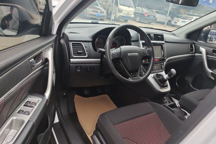 Used Haval M6 2019 1.5T Manual Two-Wheel Drive Urban Version China VI Standard
