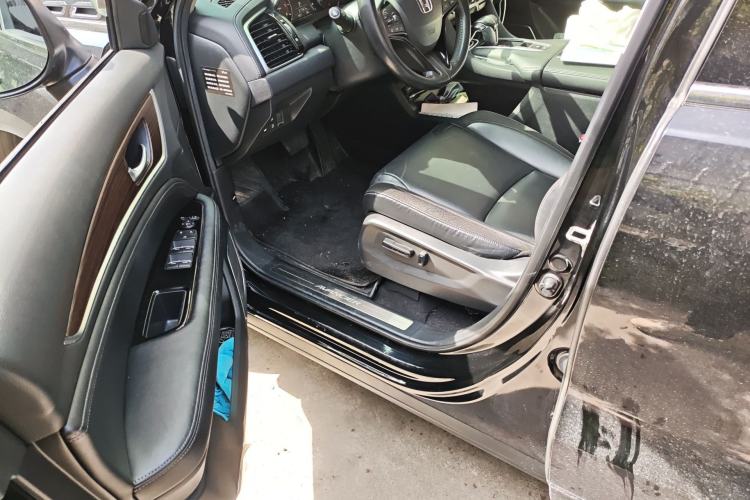 Used Honda Avancier 2017 240TURBO Two-Wheel Drive Premium Edition Driver Seat