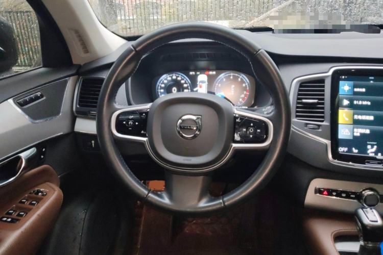 Used Volvo XC90 2020 T5 Smart Drive Luxury Edition 5 Seats