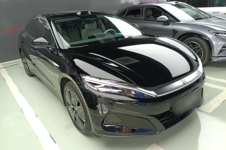 Used BYD Han L 2025 EV 701KM LiDAR Deluxe Edition Front Right 45 Deg