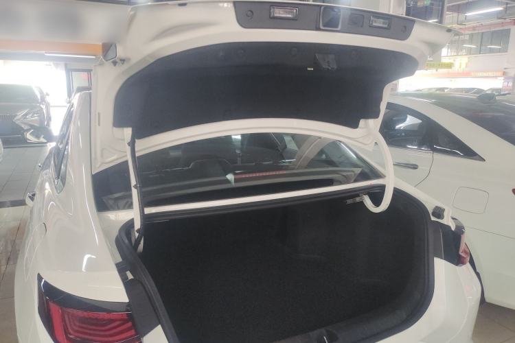 Used Geely Auto Emgrand L 2022 1.4T CVT Flagship Edition Trunk