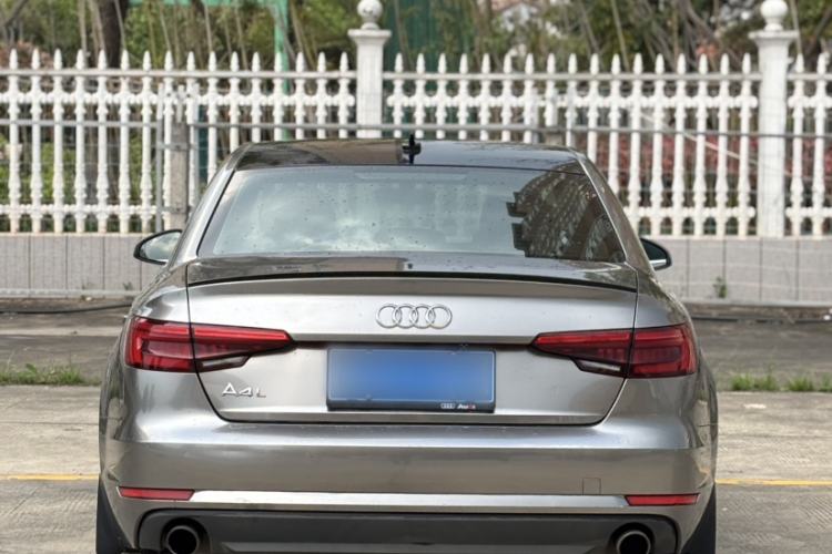 Used Audi A4L 2017 Plus 40 TFSI Ambition Model Exterior 5