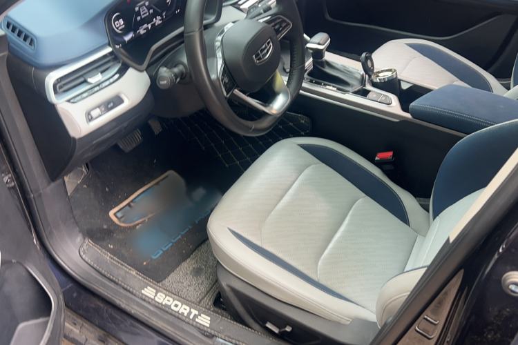 Used Geely Auto Emgrand 2022 4th Generation 1.5L CVT Flagship Model
