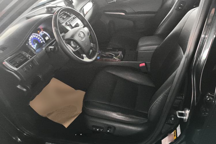 Used Toyota Camry 2016 2.0G 10th Anniversary Leading Edition Left Front Seat