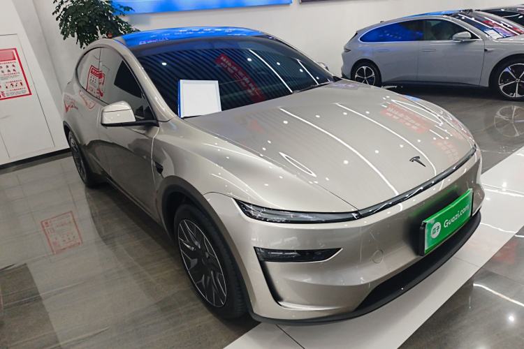 Used Tesla Model Y L 2025 Model Long-Range All-Wheel-Drive Version