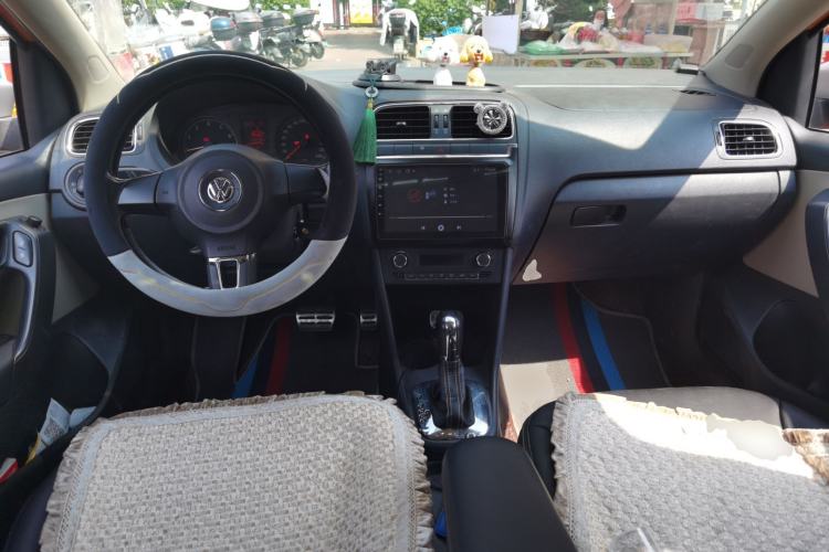 Used Volkswagen Polo 2012 1.6L Cross Polo Automatic Transmission