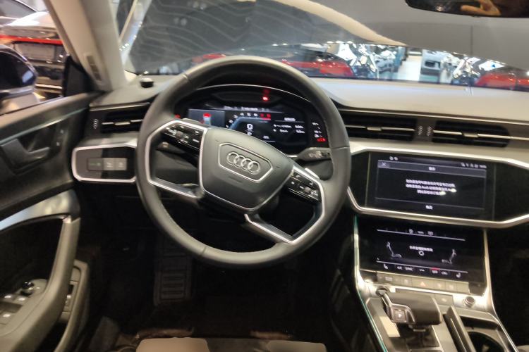 Used Audi A7L 2022 45 TFSI S-line Dream-Building Edition
