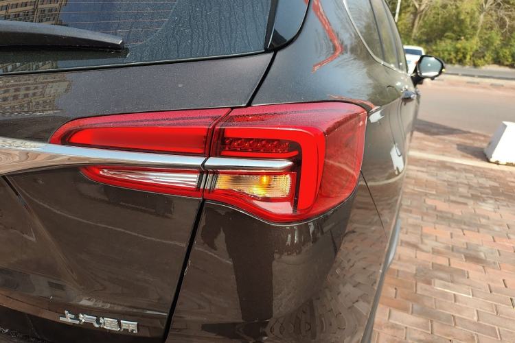 Used Buick Envision 2021 532T Two-Wheel-Drive Elite Version
