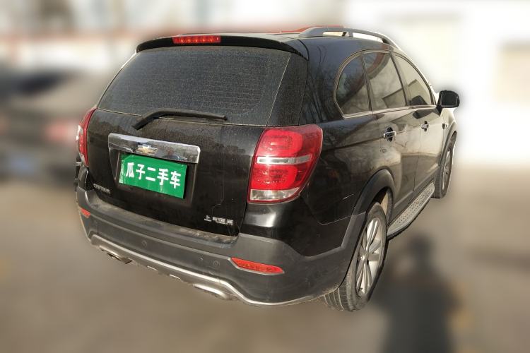 Used Chevrolet Captiva 2017 2.4L 4x4 Flagship Edition 7-Seater
