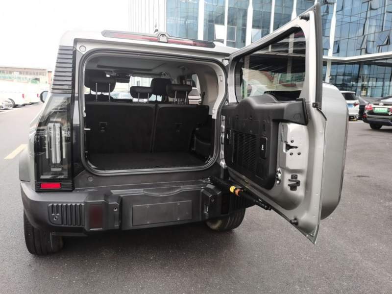 Used JETOUR Traveler 2023 2.0T All-Wheel-Drive CrossPRO — 18