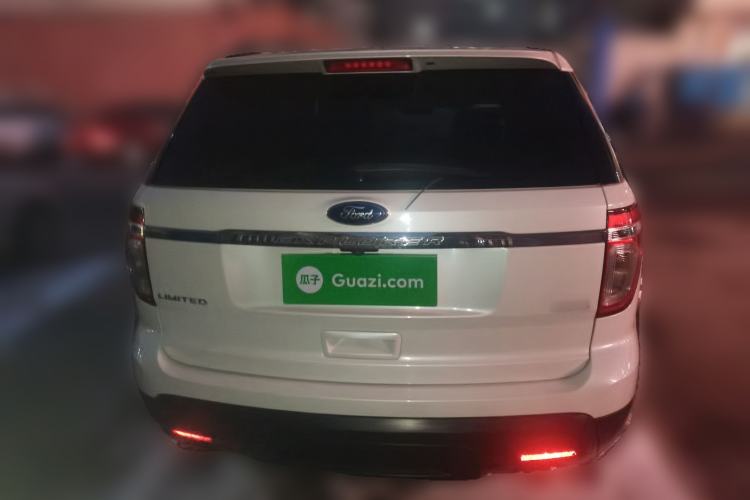 Used Ford Explorer 2013 3.5L Deluxe Model
