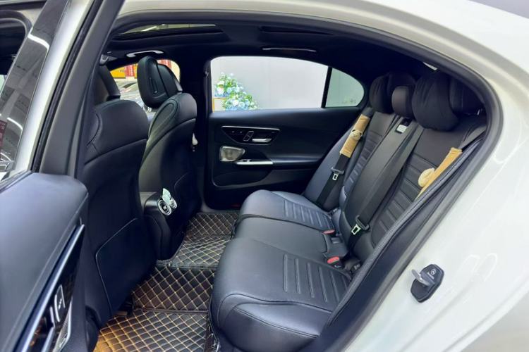 Used Mercedes-Benz C-Class 2024 Facelift C 260 L Night Edition Sport Version
