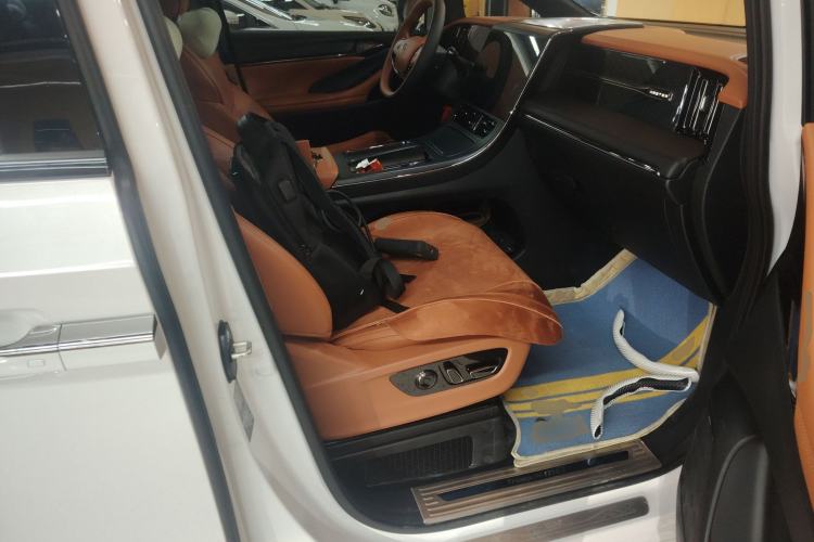 Used GAC Trumpchi Xiangwang M8 2026 Model Zongshi LiDAR Edition Right Front Seat