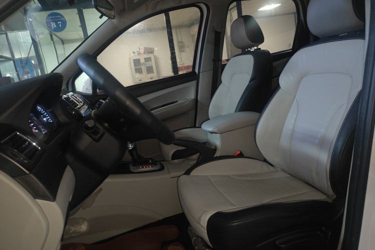 Used FORTHING Joyear XV 2016 1.6L CVT Comfort Model