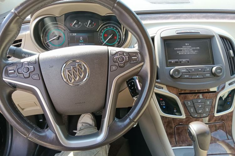 Used Buick LaCrosse 2013 2.4L SIDI Leading Comfort Version