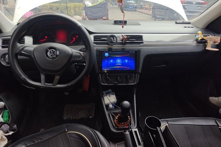 Used Volkswagen Santana 2017 HaoNa 1.4L Manual Fashion Edition
