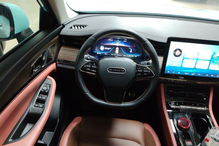 Used Skyworth HT-i 2022 1.5L PHEV 205KM Zhiyuan Edition Plus
