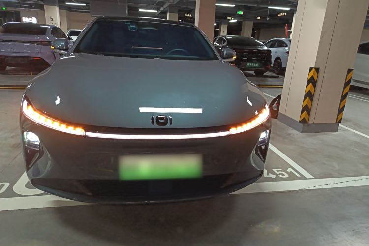 Used CHANGAN NEVO A07 2025 All-Electric "True Fragrance" Edition 710-Mile Long-Range Version Front