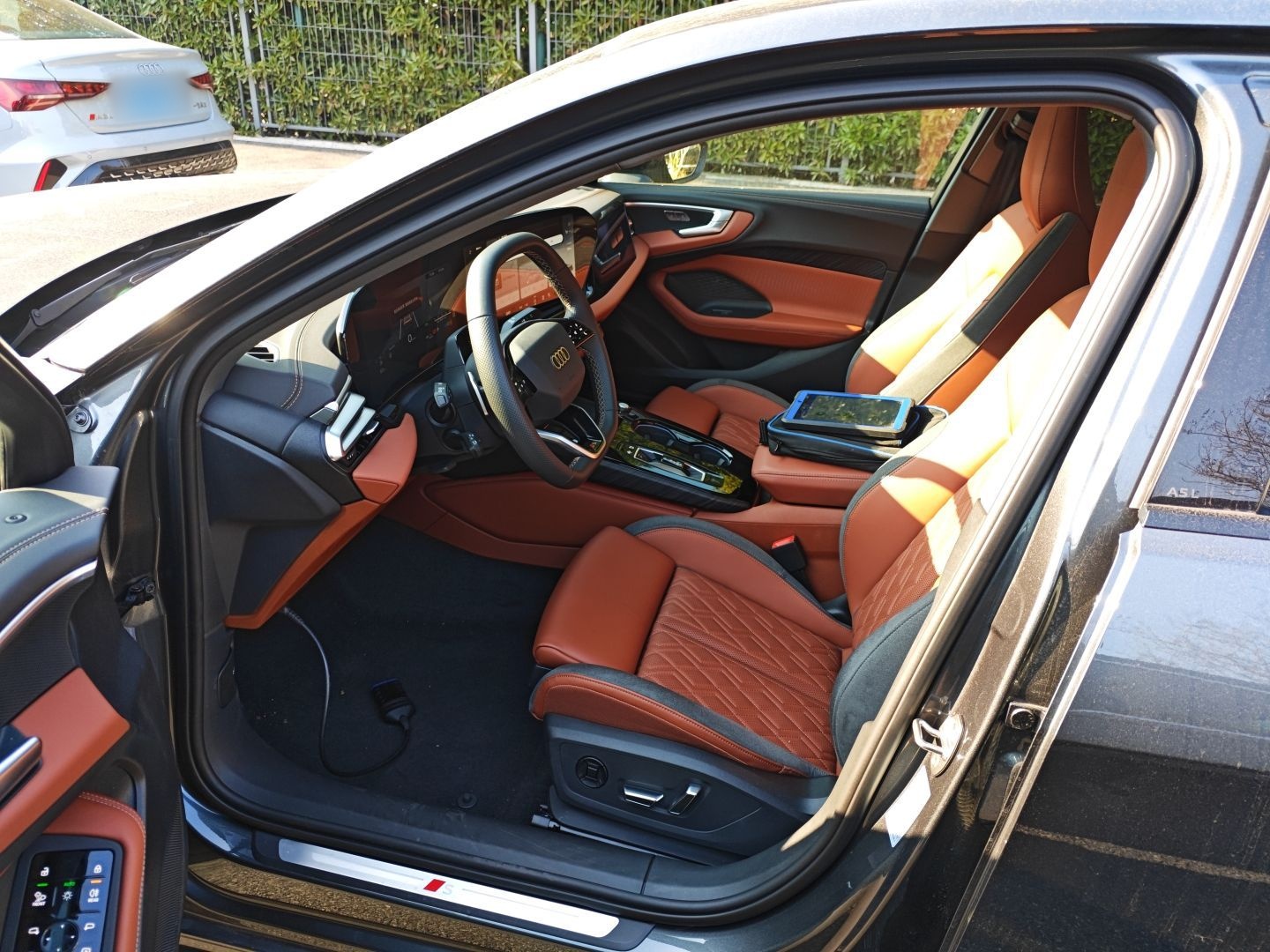 Переднее сиденье в автомобиле