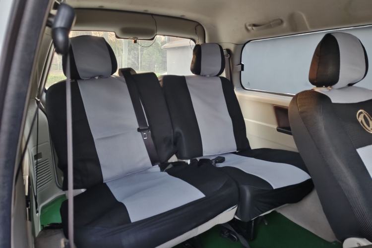 Used FORTHING Lingzhi 2017 M5L 1.6L 7-Seater Standard Model