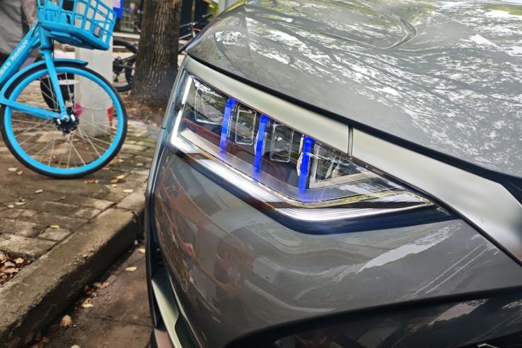 Used BYD Han 2020 DM Four-Wheel Drive Performance Edition Prestige Model Right Front Headlight