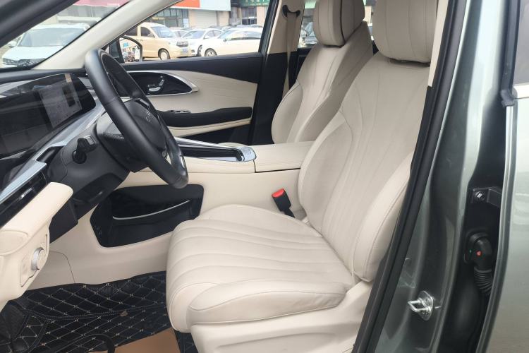 Used EXEED Lingyun 2024 300T Two-Wheel Drive Starlight Edition
