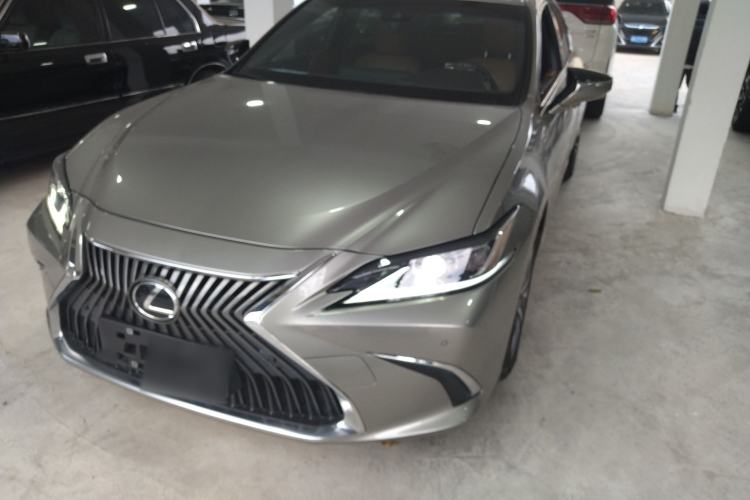 Used Lexus ES 2020 200 Excellence Edition