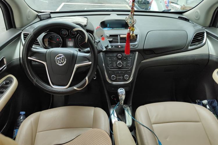 Used Buick Encore 2015 1.4T Automatic Two-Wheel Drive Urban Elite Version Center Console
