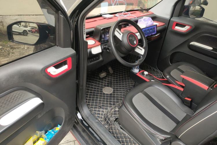 Used Wuling Hongguang MINIEV 2022 GAMEBOY 200km Play Edition with Lithium Iron Phosphate