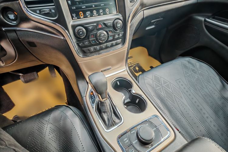 Used Jeep Grand Cherokee 2016 3.0L Comfort Navigation Edition