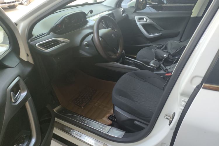 Used Peugeot 2008 2014 1.6L Automatic Fashion Edition
