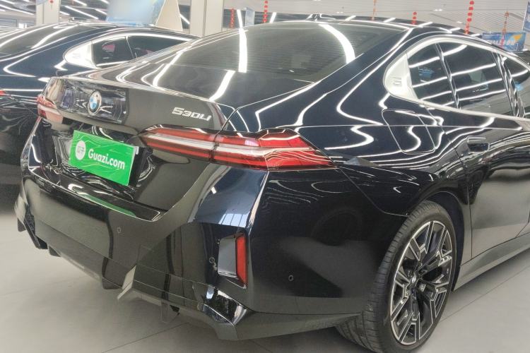 Used BMW 5 Series 2024 530Li Luxury Edition M Sport Package
