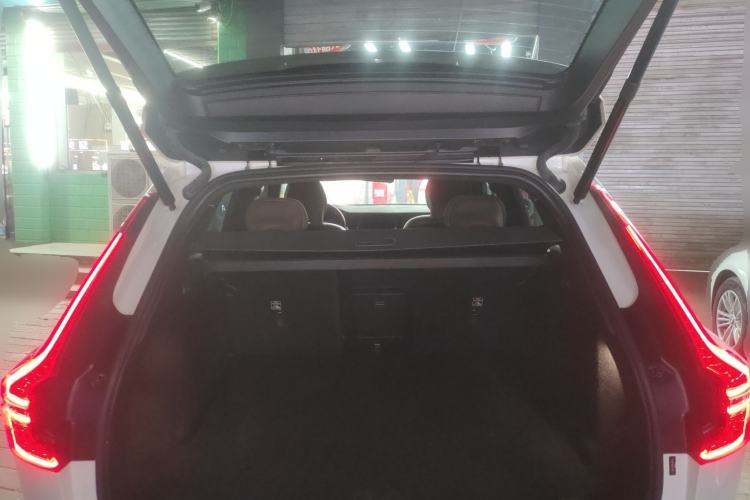 Used Volvo XC60 2023 B5 4x4 Smart Luxury Edition
