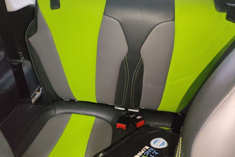 Used Roewe Clever 2021 302 km New Four-Seater Super-Efficient Version